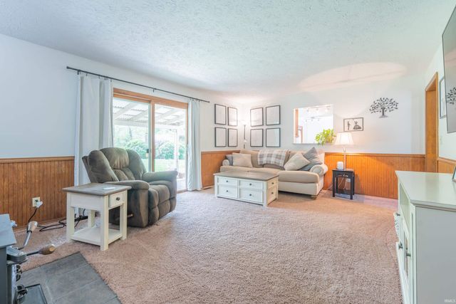 7151 W Cavewood Court, Bloomington, IN 47403