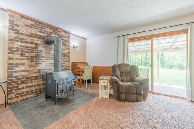 7151 W Cavewood Court, Bloomington, IN 47403