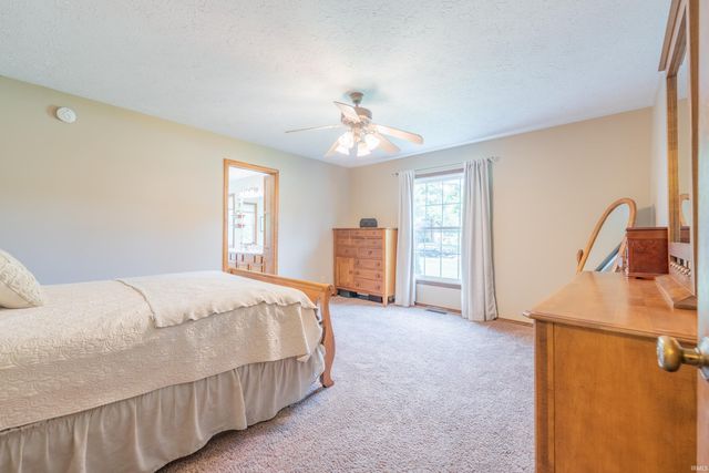 7151 W Cavewood Court, Bloomington, IN 47403