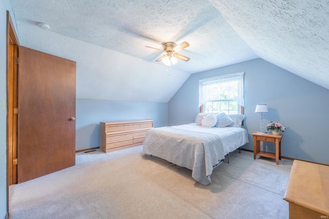 7151 W Cavewood Court, Bloomington, IN 47403