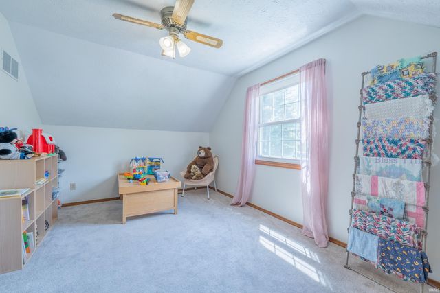 7151 W Cavewood Court, Bloomington, IN 47403