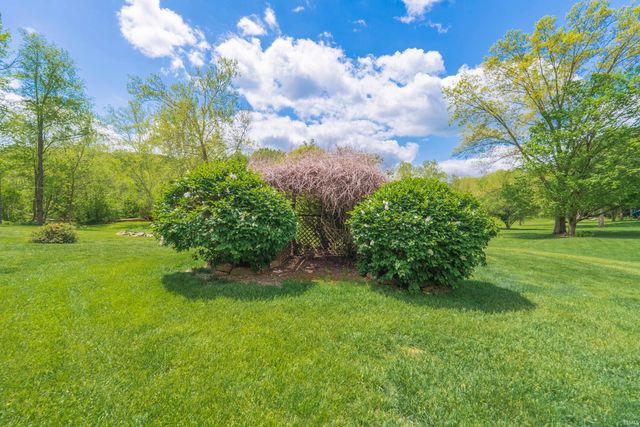 7151 W Cavewood Court, Bloomington, IN 47403
