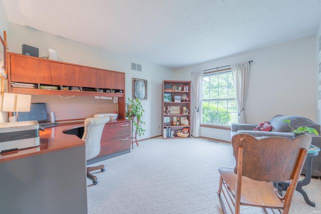 7151 W Cavewood Court, Bloomington, IN 47403