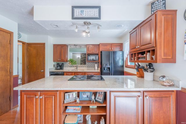 7151 W Cavewood Court, Bloomington, IN 47403