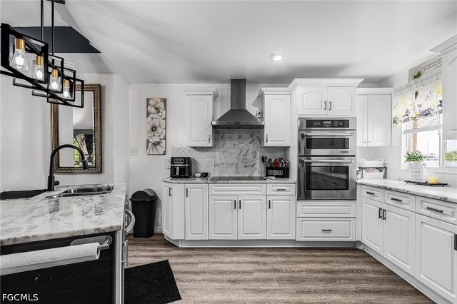 2216 NE 7th PL, Cape Coral, FL 33909