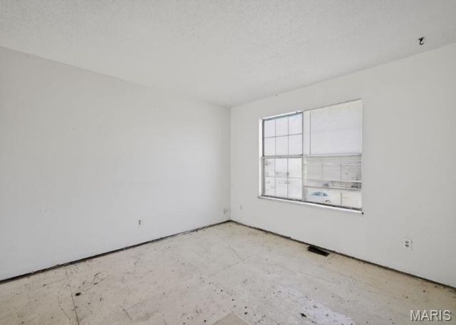 5168 Stephanie Drive, Granite City, IL 62040