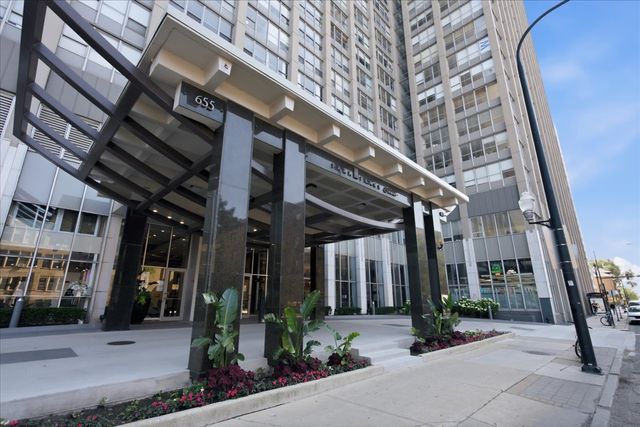 655 W Irving Park Road 1805, Chicago, IL 60613