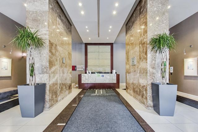 655 W Irving Park Road 1805, Chicago, IL 60613