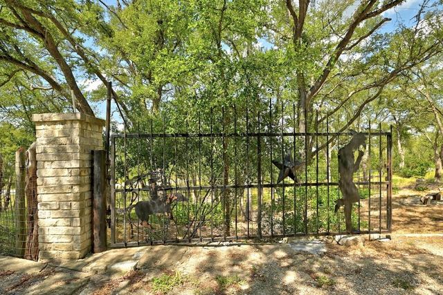 7709 Timber Hills DR, Del Valle, TX 78617
