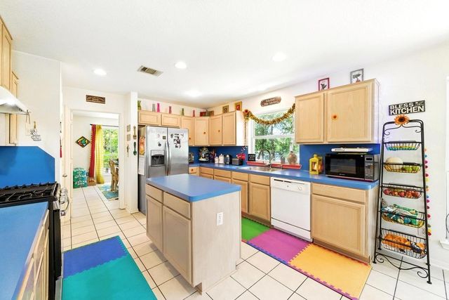 7709 Timber Hills DR, Del Valle, TX 78617