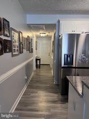 100 TAYLOR ST #206, Colonial Beach, VA 22443