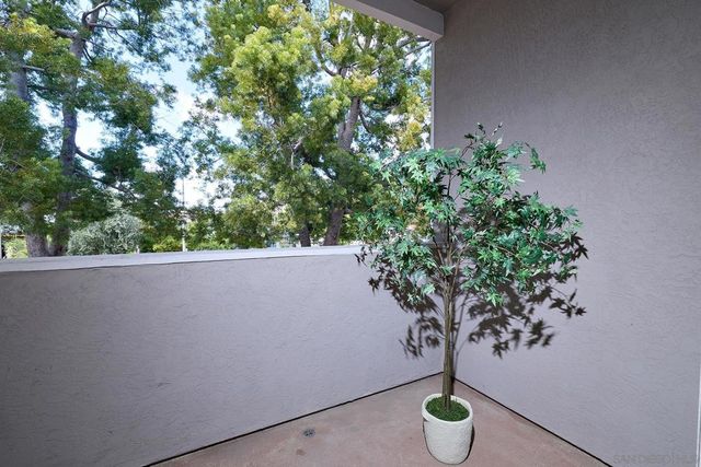 13826 Midland Rd, Poway, CA 92064