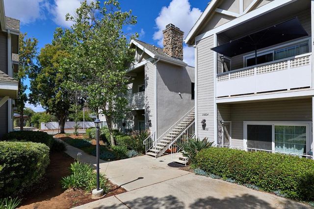 13826 Midland Rd, Poway, CA 92064