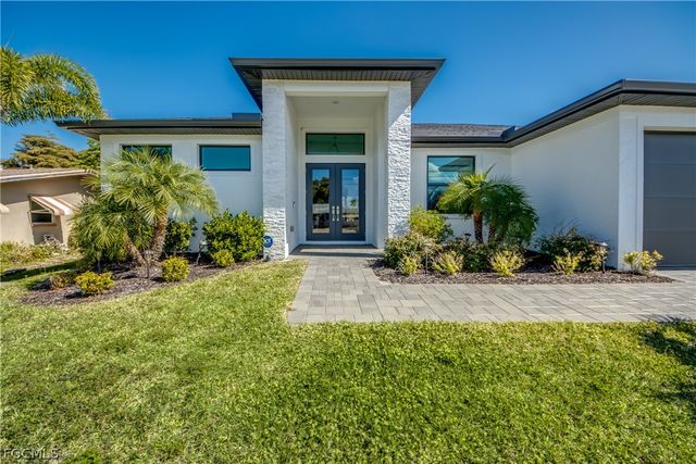 4413 SE 13th PL, Cape Coral, FL 33904
