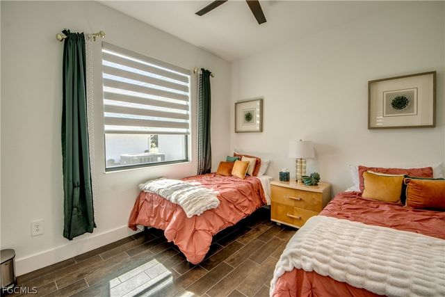 4413 SE 13th PL, Cape Coral, FL 33904