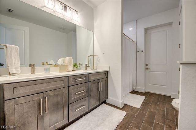 4413 SE 13th PL, Cape Coral, FL 33904