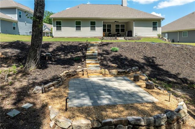 332 Cherokee Drive, Waleska, GA 30183