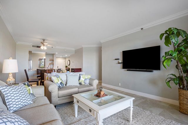 200 Waterway Road 204, Tequesta, FL 33469