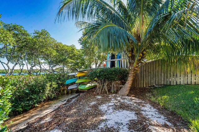 200 Waterway Road 204, Tequesta, FL 33469