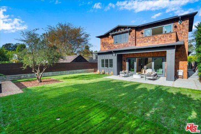 541 S Westgate Avenue, Los Angeles, CA 90049