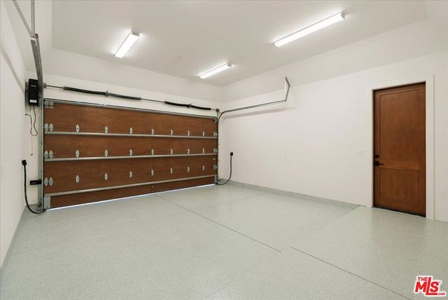 541 S Westgate Avenue, Los Angeles, CA 90049