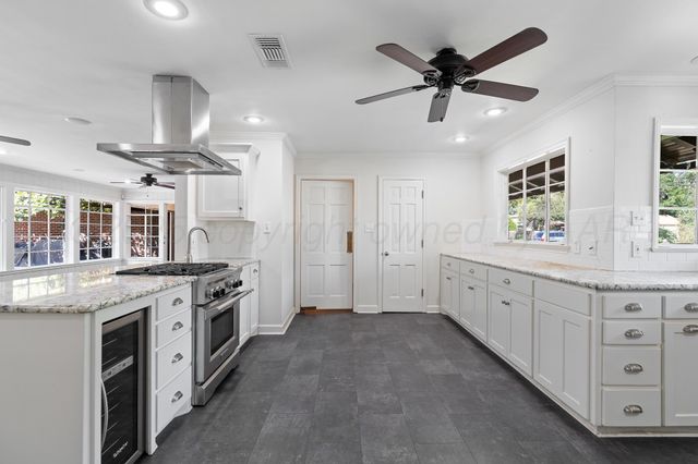 2600 S Harrison Street, Amarillo, TX 79109