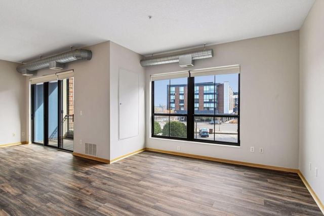 4525 Park Commons Dr 205, Saint Louis Park, MN 55416