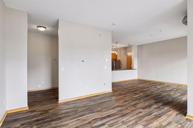 4525 Park Commons Dr 205, Saint Louis Park, MN 55416