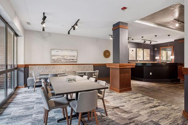 4525 Park Commons Dr 205, Saint Louis Park, MN 55416