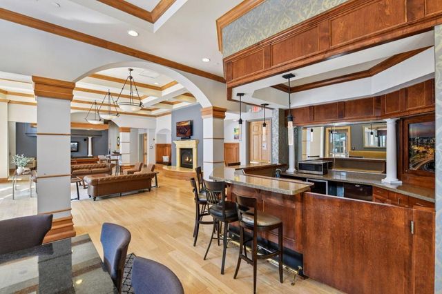 4525 Park Commons Dr 205, Saint Louis Park, MN 55416