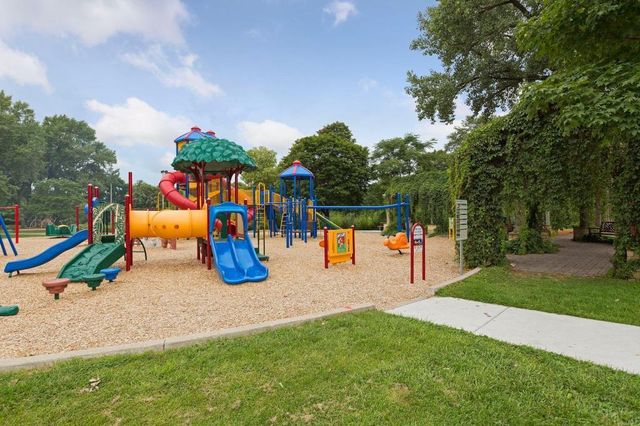 4525 Park Commons Dr 205, Saint Louis Park, MN 55416