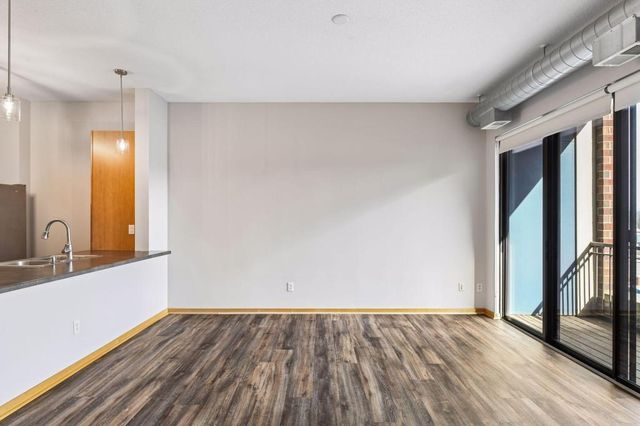 4525 Park Commons Dr 205, Saint Louis Park, MN 55416