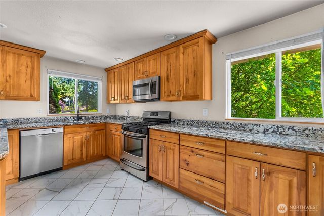 21603 125th Street Ct E, Bonney Lake, WA 98391
