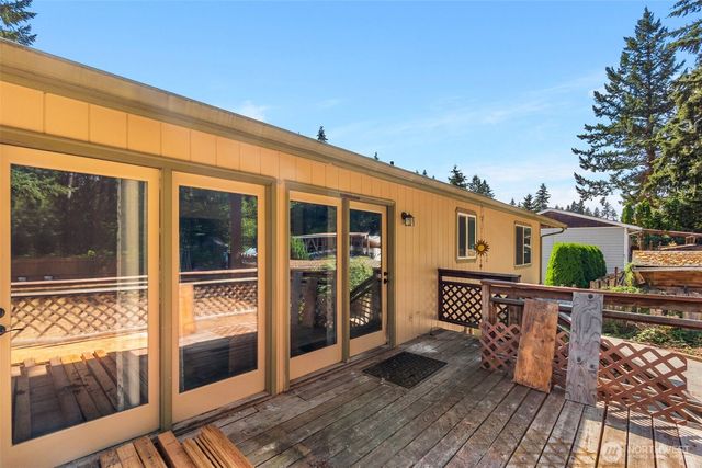 21603 125th Street Ct E, Bonney Lake, WA 98391