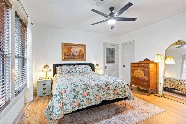 7010 Kinney Street, Houston, TX 77087