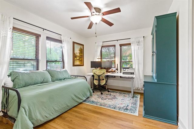 7010 Kinney Street, Houston, TX 77087