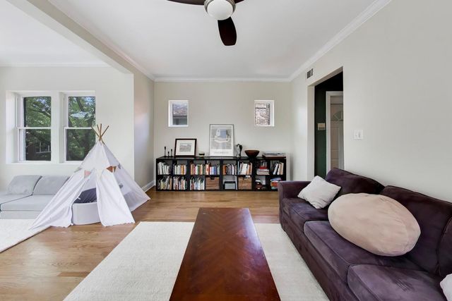 1442 W Jonquil Terrace 3, Chicago, IL 60626