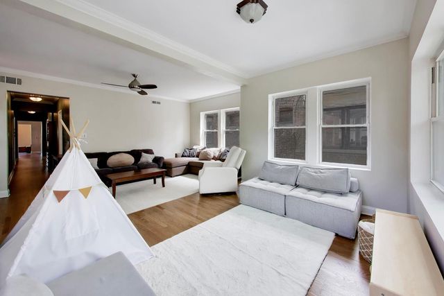 1442 W Jonquil Terrace 3, Chicago, IL 60626