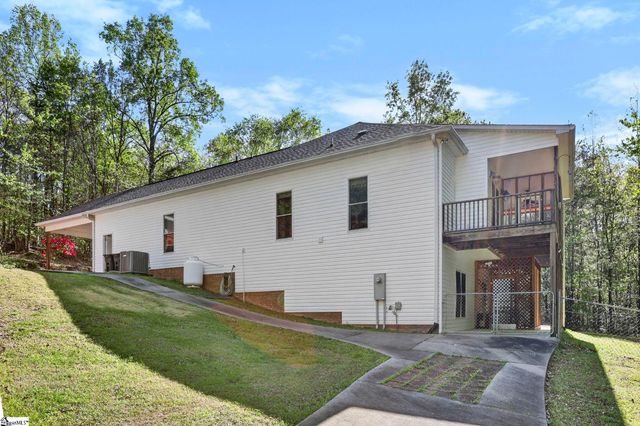 181 Lake Drive, Greer, SC 29651
