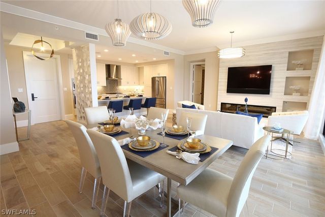 1135 3rd AVE S 517, Naples, FL 34102