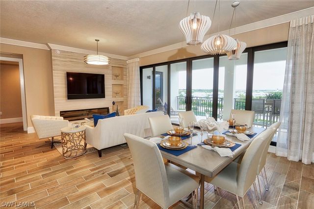 1135 3rd AVE S 517, Naples, FL 34102