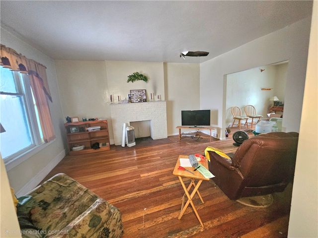 5515 Hobart St, Squirrel Hill, PA 15217