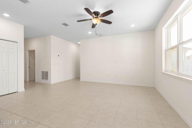 3 OAKLEAF Way, Palm Coast, FL 32137