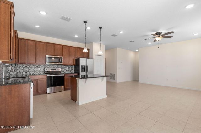 3 OAKLEAF Way, Palm Coast, FL 32137