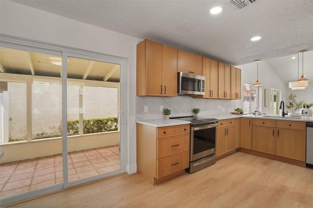 207 DOSTER DRIVE, Casselberry, FL 32707
