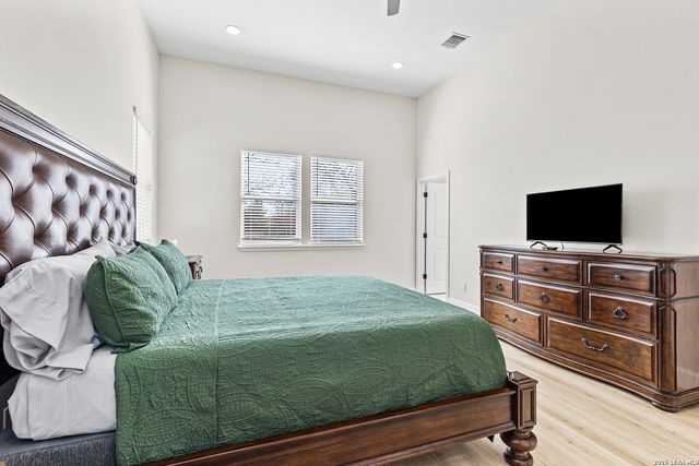 1018 Wyoming, San Antonio, TX 78203