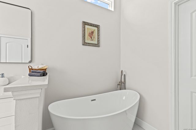 1018 Wyoming, San Antonio, TX 78203