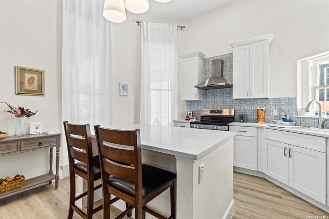 1018 Wyoming, San Antonio, TX 78203