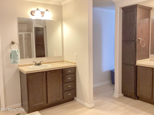 133 Thompson Rd, Crossville, TN 38571