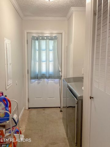 133 Thompson Rd, Crossville, TN 38571